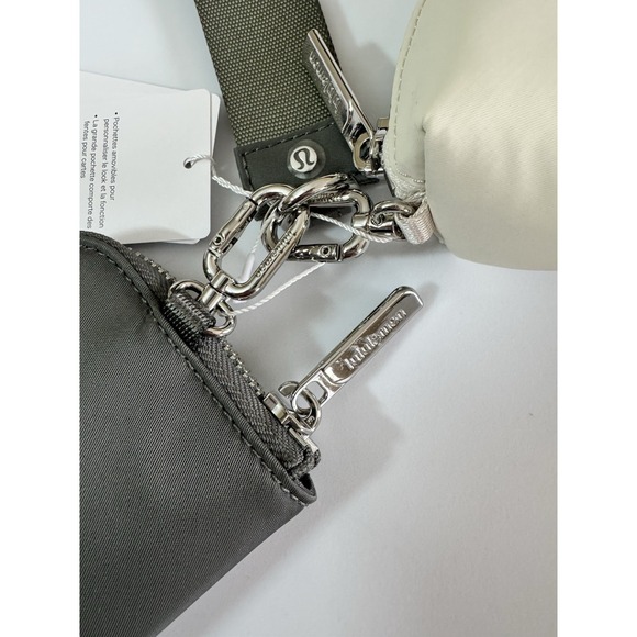 New Lululemon Dual Pouch Wristlet Wallet GRSG/LTIV/SLVR Silver Hardware Logo - Picture 3 of 7